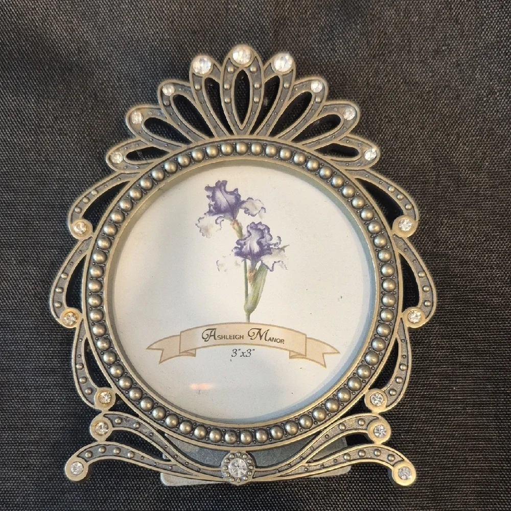 Ashleigh Manor Circle 3x3 Frame Ornate And Rhinestone Details Art Deco